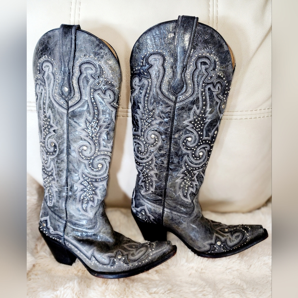 Corral Boots, tall Snip-toe, size 8.5